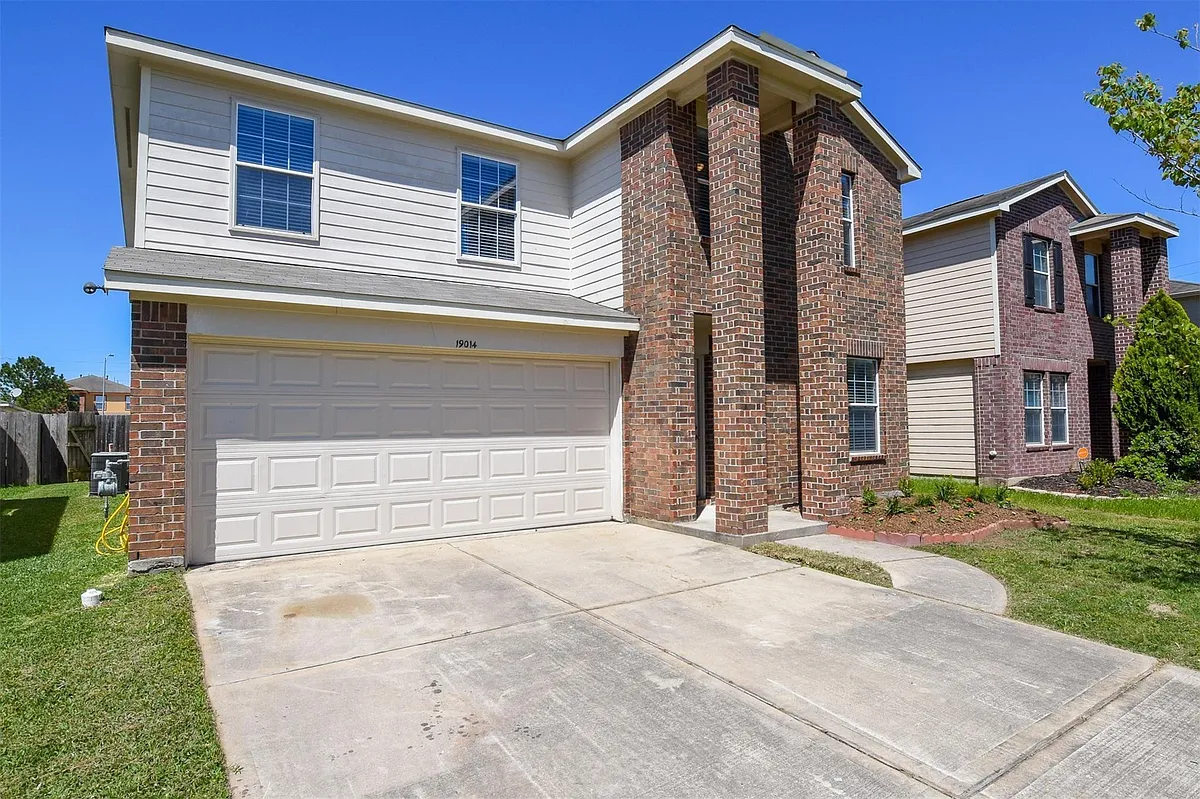 Building Photo - 19014 Prairie Bluff Dr