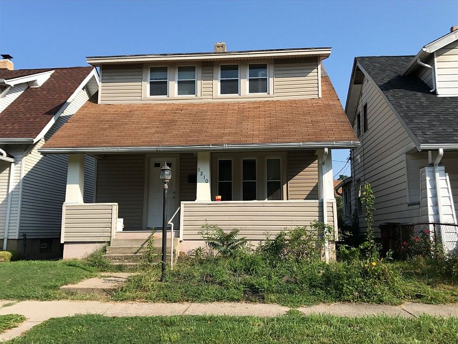 1st image of 1210 Reservoir St