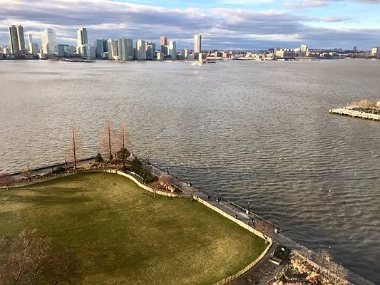 Rented by Owner | media 63