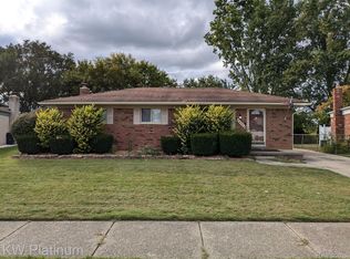 42727 Michigan Dr, Sterling Heights, MI 48313