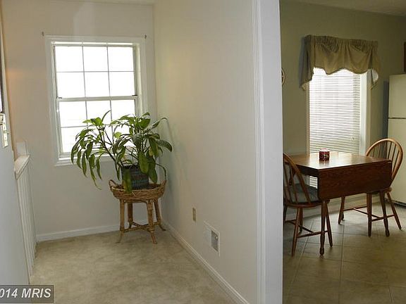 5th image of 7670 Willow Point Dr #7670