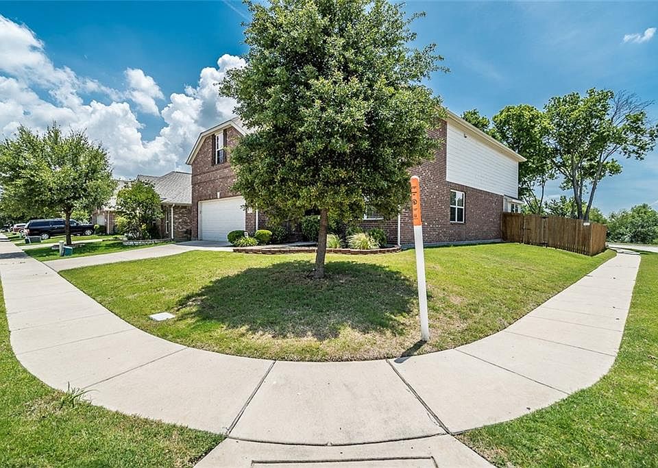 2nd image of 2100 Jonathan Creek Dr
