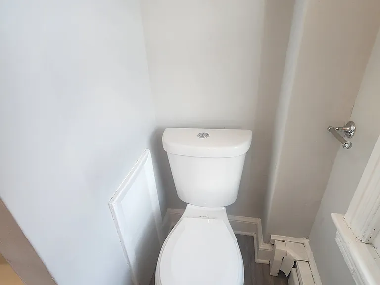 843 Ferry St #2 — Photo 7