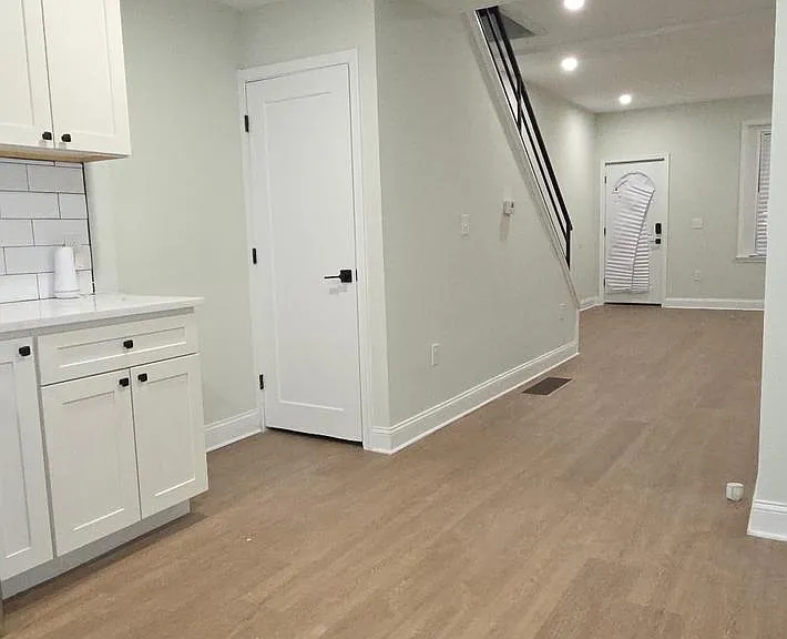 4008 N 7th St — Photo 11