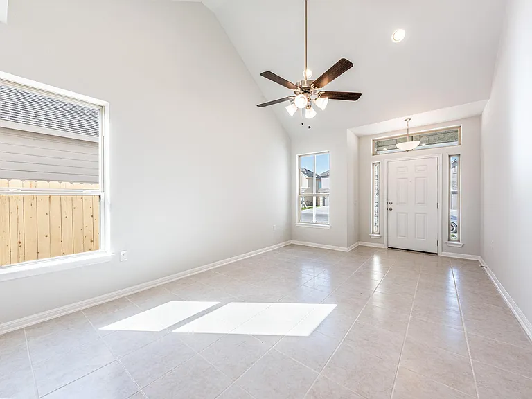708 Durness Dr — Photo 11