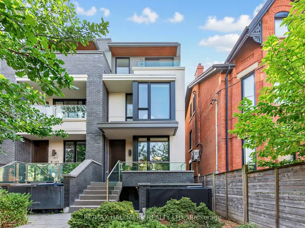 251 Roxton Rd, Toronto, ON M6G 3R1