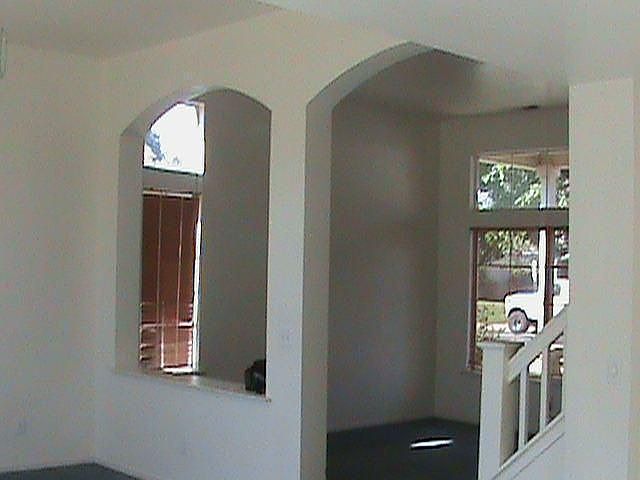 2nd image of 1745 Magnolia Dr