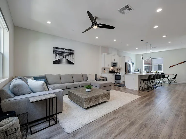 987 E Mason Ln #130 — Photo 26