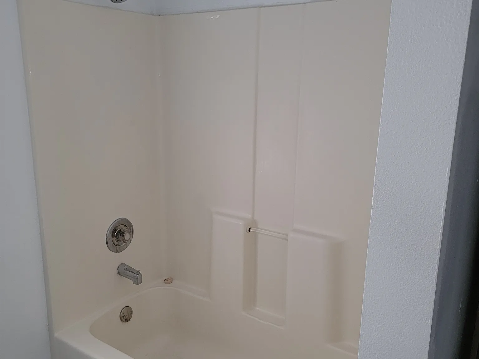 1 bed, 650 sqft, $1,150 — Photo 1
