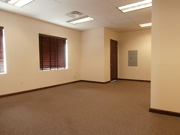 5th image of 833 E Plaza Cir Ste 400