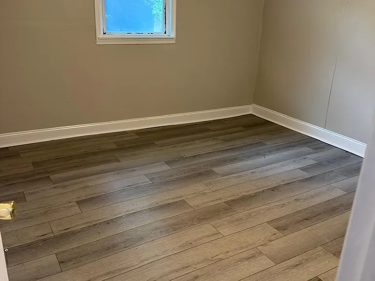 105 Lakeland Dr — Photo 13