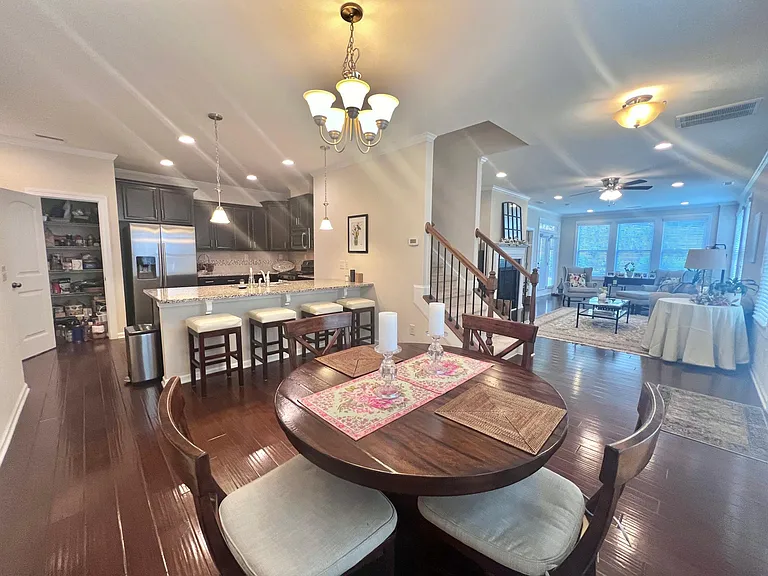4116 Vallonia Dr — Photo 14