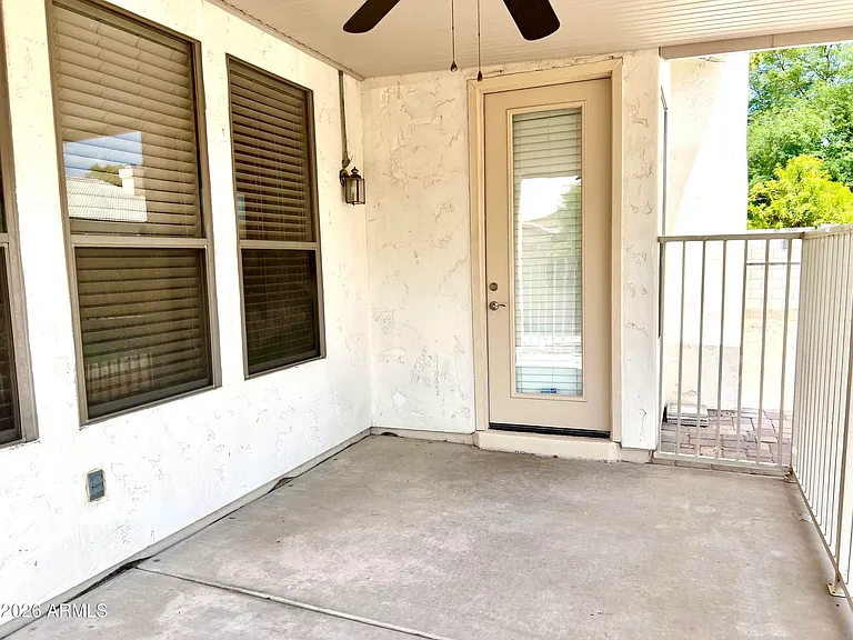 407 W Helena Dr — Photo 32