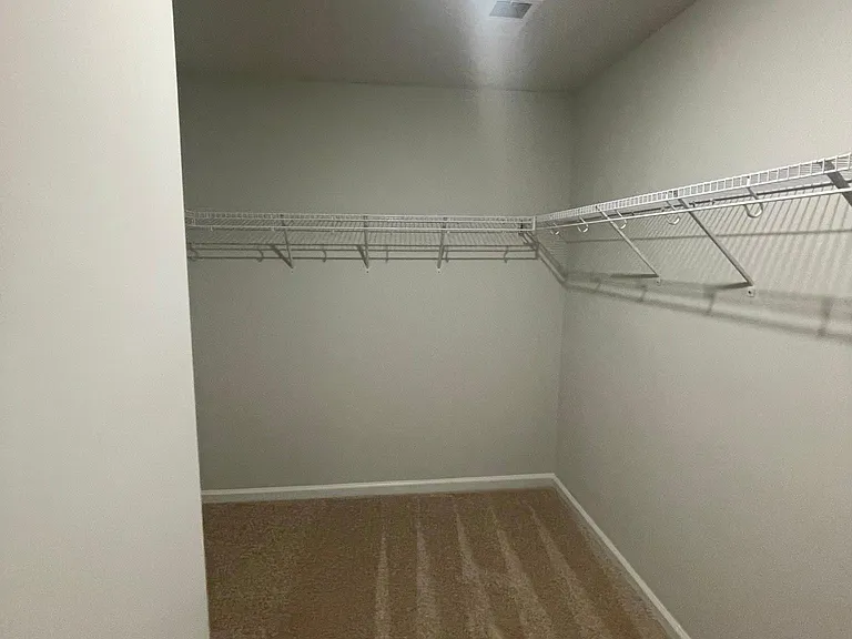 136 Braxton Dr — Photo 15