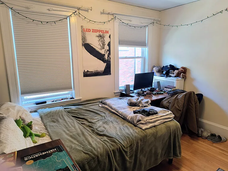 6 Mapleton St #1 — Photo 17