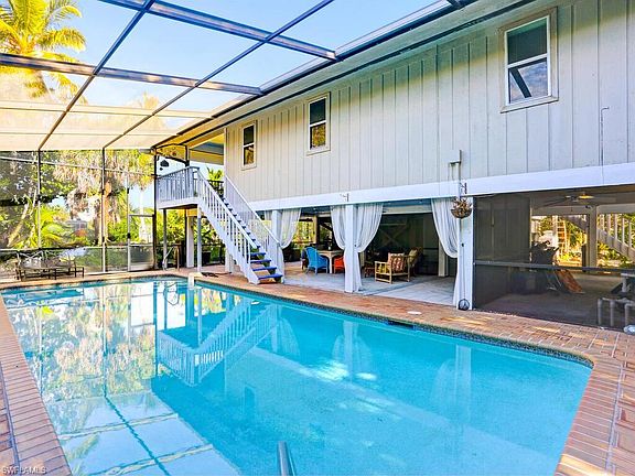 4th image of 3910 Coquina Dr