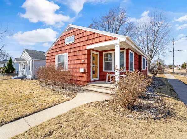 1655 Western St, Oshkosh, WI 54901