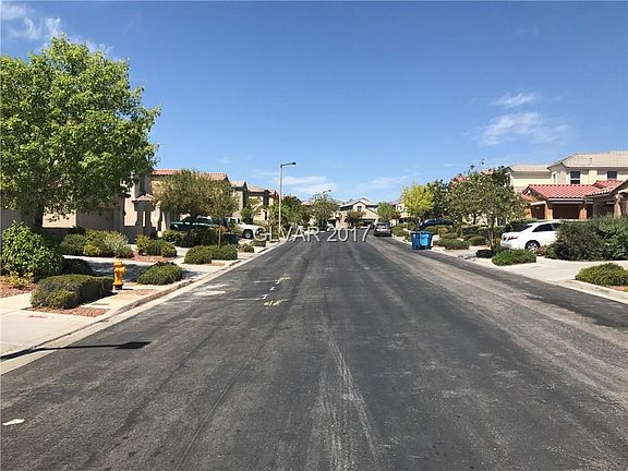 4th image of 10225 Falling Needle Ave