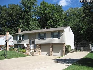 2nd image of 2958 Malibu Dr