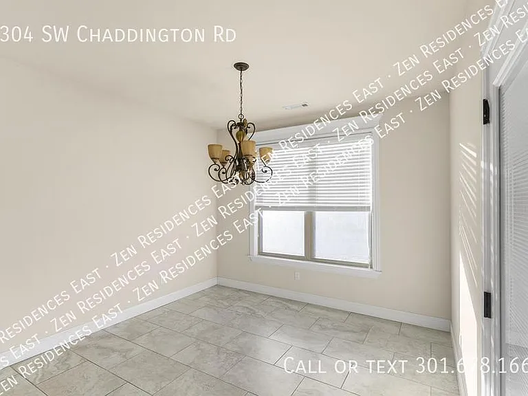 2304 Chaddington Rd — Photo 11