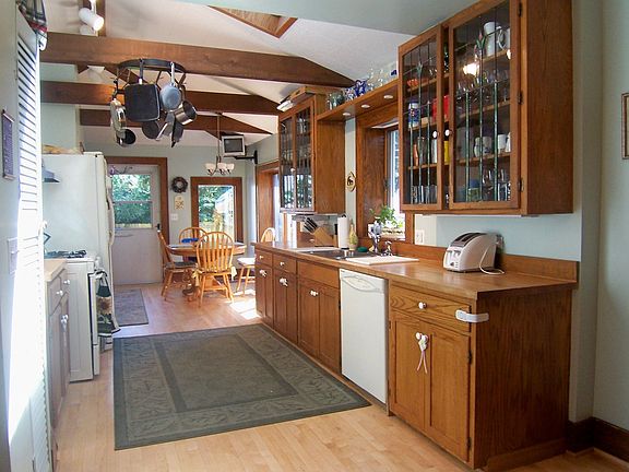 Huge Eat-In Kitchen