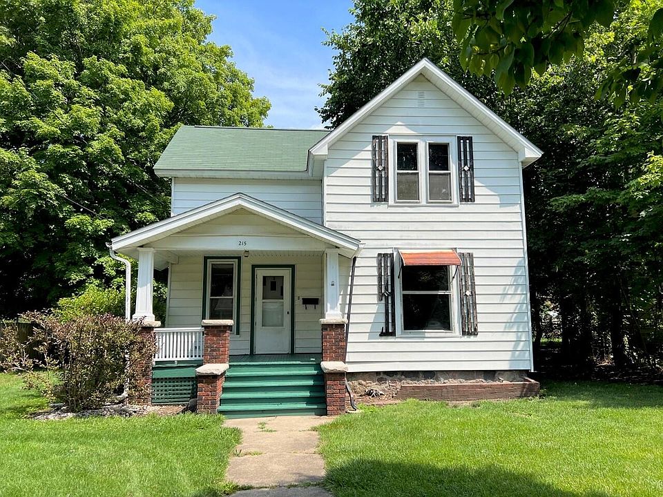 1st image of 215 N Park St