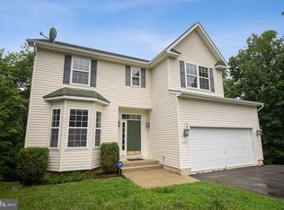 3265 Mills Pond Dr, Port Republic, MD 20676