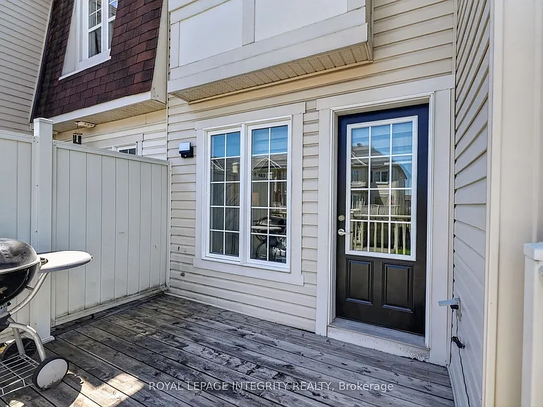2619 Baynes Sound Way — Photo 25