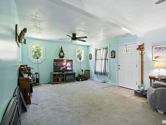 3rd image of 24776 178th St