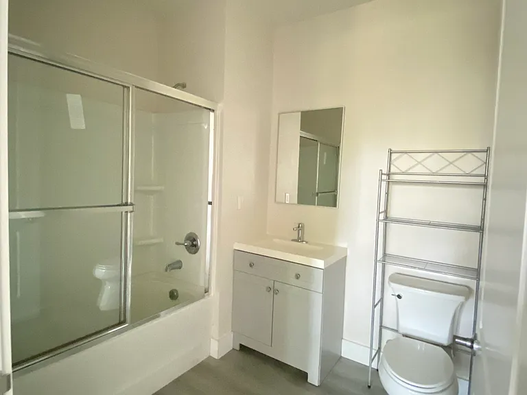 129-137 Passaic St #204 — Photo 9