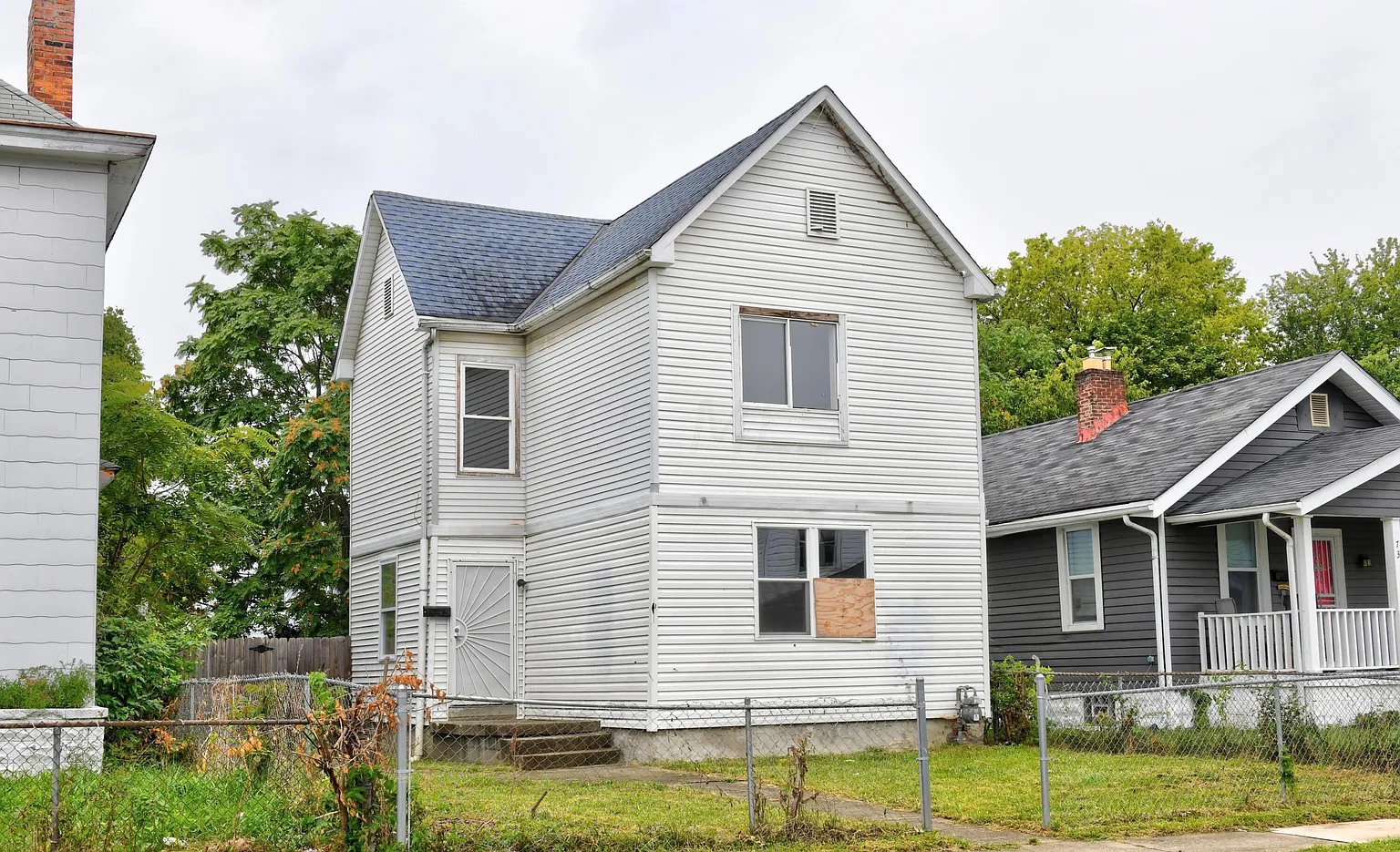 67 Stevens Ave photo 1