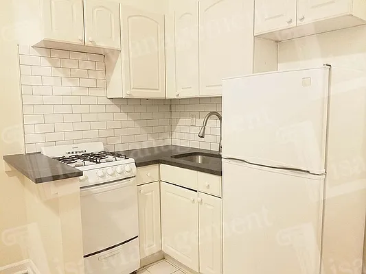 Rented by Lisa Management Inc | media 17