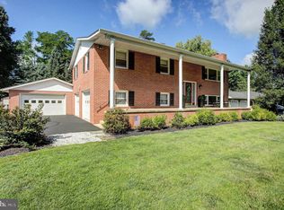 124 Park Pl W, Shippensburg, PA 17257