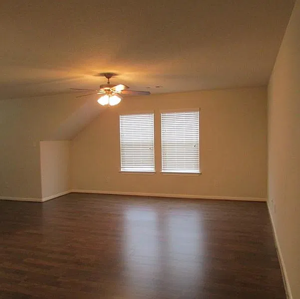 2 bed, 2.0 bath, 1124 sqft, $1,225 — Photo 4