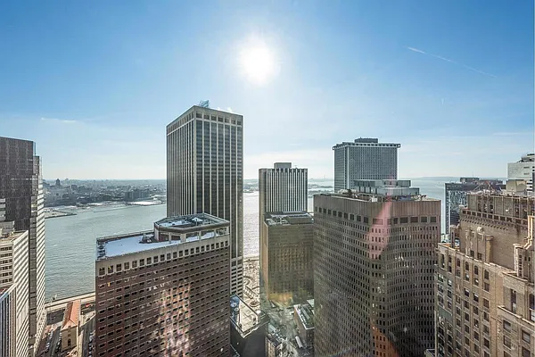 Rented by Douglas Elliman | media 21