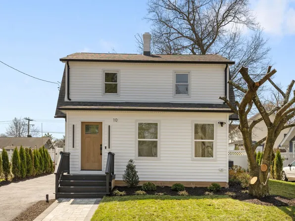 10 Melbourne Road, Norwalk, CT 06851