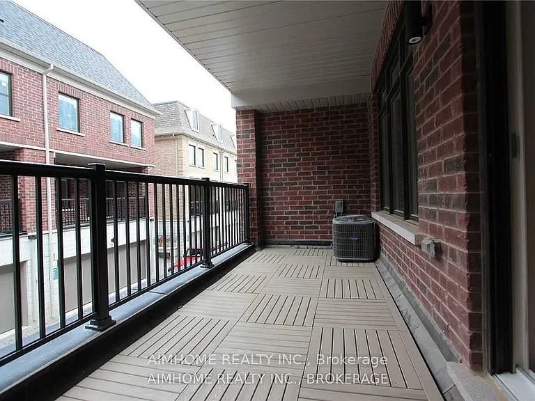 39 Seacoasts Cir — Photo 2