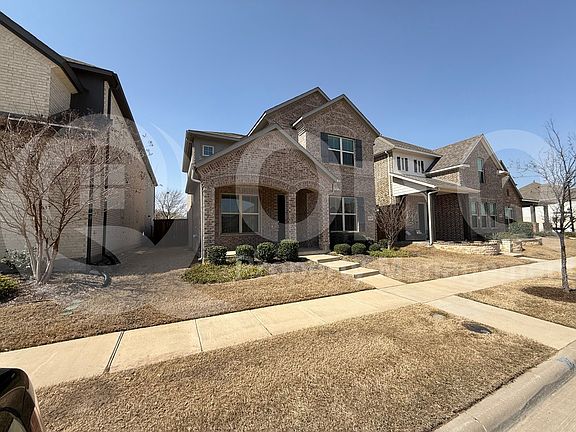 2nd image of 1641 Goodfield Ln