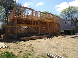 31 Anita Ave #A, Syosset, NY 11791