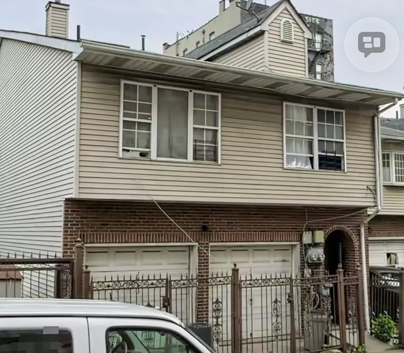 4 bed, $3,816 — Photo 1