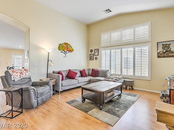 3rd image of 3502 Cinnamon Creek Ave