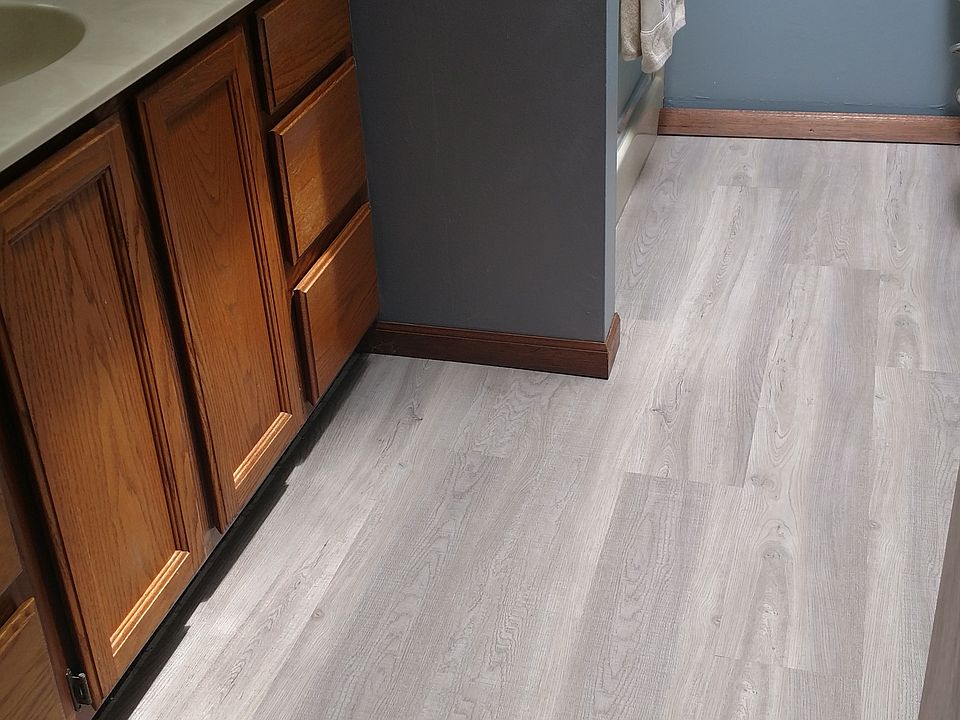 Updated Master Bath 