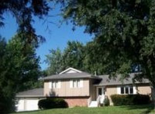 1703 S 14th Ave, Ozark, MO 65721