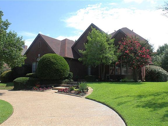 2nd image of 6901 Meade Dr