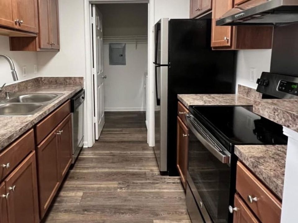 2nd image of 3415 Dry Powder Cir #3415