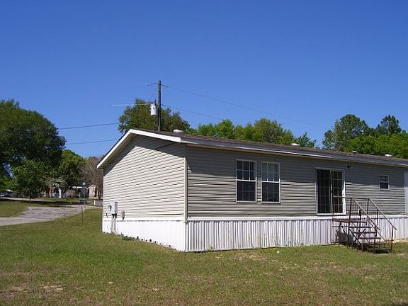 3rd image of 1501 SE 160th Ter