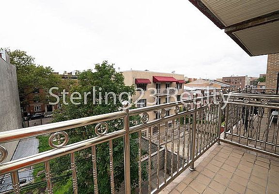 3rd image of 31-32 31st St #B4