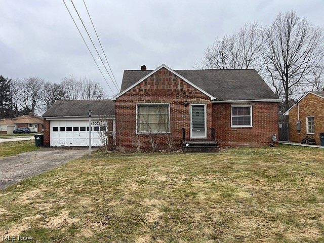 1st image of 6004 Twin Lakes Dr