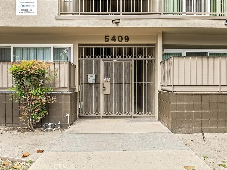 5409 Radford Ave #7 — Photo 3