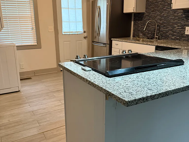 216 McKennell Dr — Photo 10